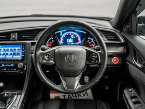Хетчбэк Honda Civic 2018 года, 1820000 рублей, Красноярск