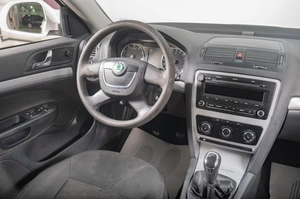 Лифтбек Skoda Octavia 2012 года, 679000 рублей, Томск