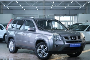 Внедорожник Nissan X-Trail 2013 года, 1319000 рублей, Омск