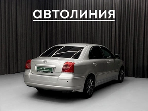 Седан Toyota Avensis 2005 года, 799000 рублей, Красноярск