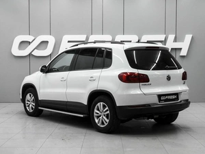 Внедорожник Volkswagen Tiguan 2015 года, 1799000 рублей, Ростов-на-Дону