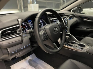 Седан Toyota Camry 2020 года, 3400000 рублей, Красноярск