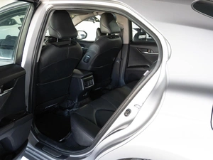 Седан Toyota Camry 2023 года, 4099000 рублей, Санкт-Петербург