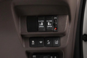 Минивэн Honda Freed 2020 года, 1825000 рублей, Оренбург