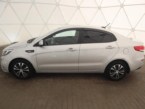 Седан Kia Rio 2017 года, 1480000 рублей, Курск