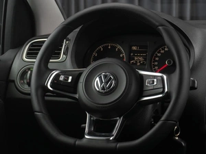 Седан Volkswagen Polo 2018 года, 1169000 рублей, Тюмень