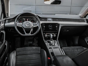 Седан Volkswagen Passat 2020 года, 2148070 рублей, Кирилловка