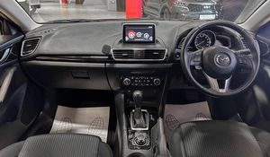 Седан Mazda Axela 2014 года, 1247000 рублей, Красноярск