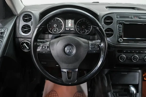 Внедорожник Volkswagen Tiguan 2012 года, 1539000 рублей, Новокузнецк