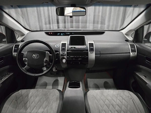 Лифтбек Toyota Prius 2008 года, 749000 рублей, Красноярск