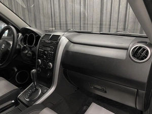 Внедорожник Suzuki Grand Vitara 2011 года, 1199000 рублей, Красноярск