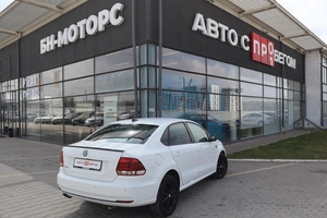 Седан Volkswagen Polo 2019 года, 1365000 рублей, Мирное