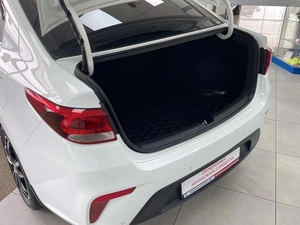 Седан Kia Rio 2017 года, 1325000 рублей, Красноярск