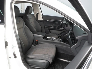 Лифтбек FAW Bestune B70 2023 года, 1650000 рублей, Красный Пахарь