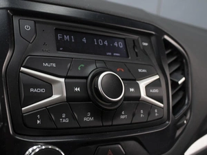 Седан ВАЗ (LADA) Vesta 2017 года, 900000 рублей, Омск