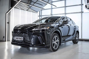 Внедорожник Lexus RX 2023 года, 8899999 рублей, Москва