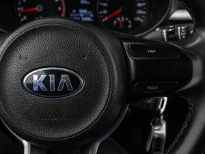 Седан Kia Rio 2018 года, 1399000 рублей, Кирилловка