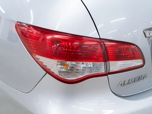 Седан Nissan Almera 2017 года, 750000 рублей, Красноярск