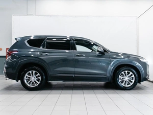 Внедорожник Hyundai Santa Fe 2019 года, 2704000 рублей, Красноярск