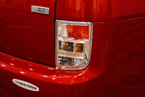 Минивэн Toyota Isis 2013 года, 1279000 рублей, Барнаул