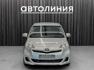 Хетчбэк Toyota Ractis 2012 года, 849000 рублей, Красноярск