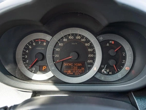 Внедорожник Toyota RAV4 2010 года, 1299000 рублей, Краснодар