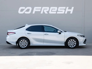 Седан Toyota Camry 2019 года, 2380000 рублей, Краснодар