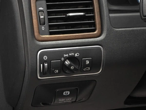 Универсал Volvo XC70 2014 года, 1650000 рублей, Красноярск