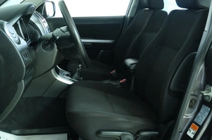 Внедорожник Suzuki Grand Vitara 2010 года, 1129000 рублей, Омск