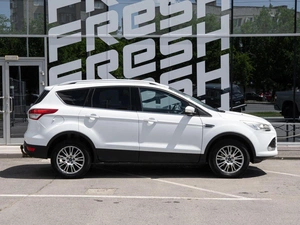 Внедорожник Ford Kuga 2016 года, 1512000 рублей, Волгоград