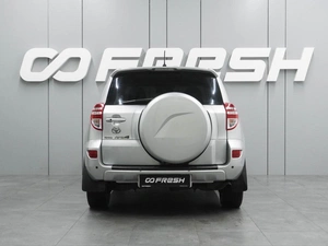 Внедорожник Toyota RAV4 2010 года, 1415000 рублей, Воронеж