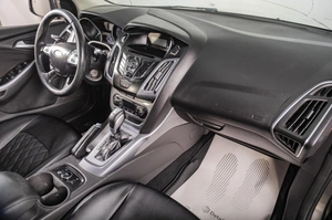 Хетчбэк Ford Focus 2012 года, 899000 рублей, Томск