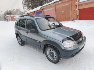 Внедорожник Chevrolet Niva 2010 года, 515000 рублей, Зеленогорск