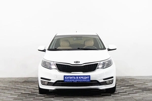 Седан Kia Rio 2015 года, 799000 рублей, Сургут