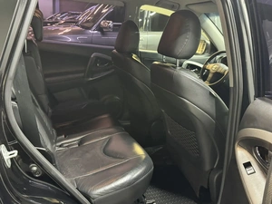 Внедорожник Toyota RAV4 2011 года, 1797000 рублей, Красноярск