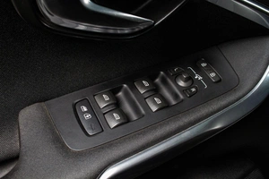 Хетчбэк Volvo V40 2014 года, 1339000 рублей, Сургут