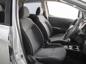 Хетчбэк Nissan Note 2016 года, 1080000 рублей, Омск
