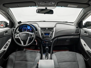 Седан Hyundai Solaris 2016 года, 1240000 рублей, Красноярск