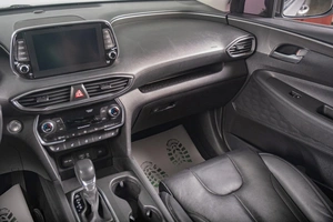 Внедорожник Hyundai Santa Fe 2019 года, 2889000 рублей, Томск