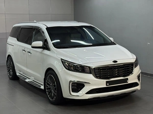 Минивэн Kia Carnival 2019 года, 2697000 рублей, Красноярск