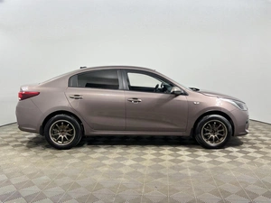 Седан Kia Rio 2018 года, 1223200 рублей, Казань