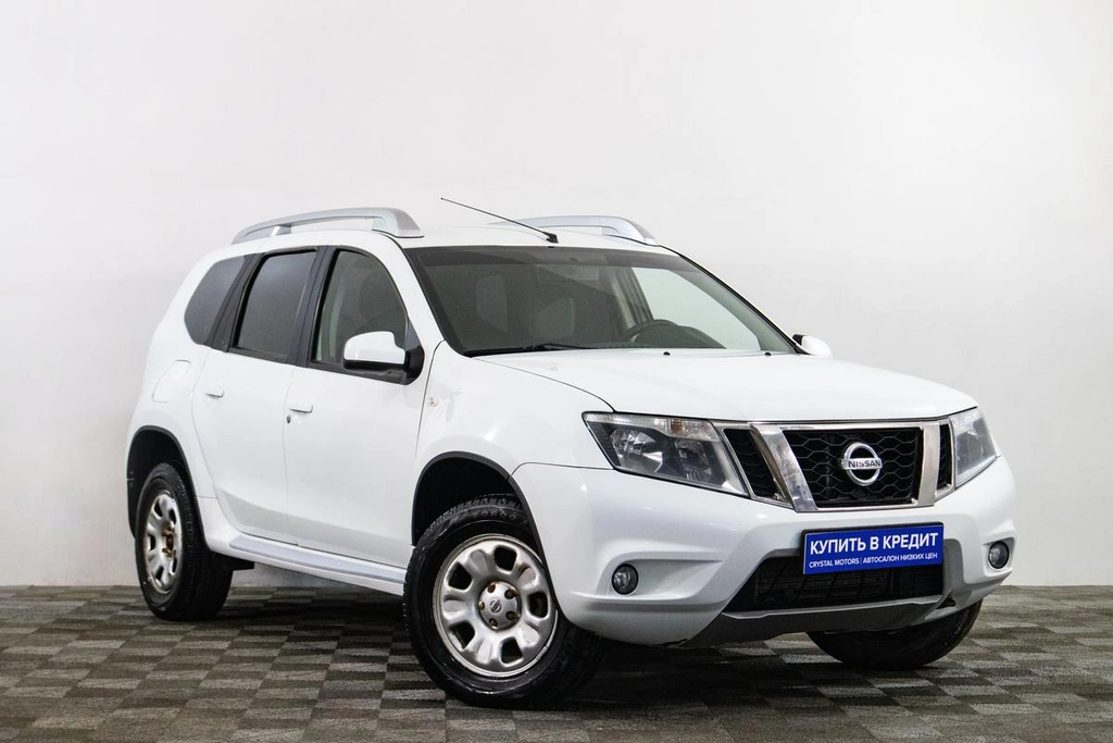 Внедорожник Nissan Terrano 2015 года, 999000 рублей, Сургут