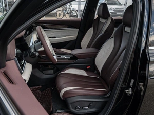 Внедорожник Geely Monjaro 2023 года, 3190000 рублей, Краснодар