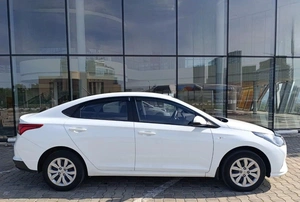 Седан Hyundai Solaris 2020 года, 1225000 рублей, Солонцы