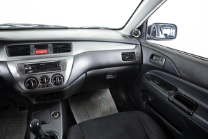 Седан Mitsubishi Lancer 2005 года, 349000 рублей, Пермь