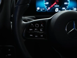 Внедорожник Mercedes-benz GLB-класс 2020 года, 2588444 рублей, Москва