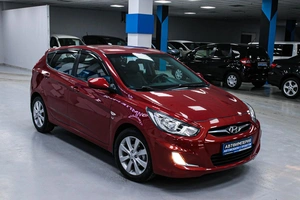 Хетчбэк Hyundai Solaris 2012 года, 928000 рублей, Солонцы