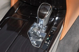 Седан Toyota Crown 2017 года, 3099000 рублей, Новосибирск