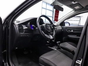 Седан Kia Rio 2019 года, 1399000 рублей, Красноярск