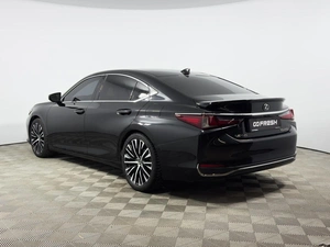 Седан Lexus ES 2018 года, 3463100 рублей, Казань